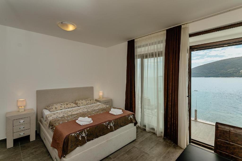 Apartments Joy Herceg Novi Exteriér fotografie