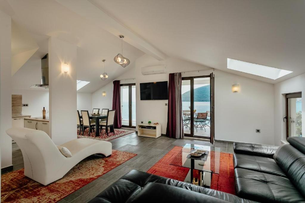 Apartments Joy Herceg Novi Exteriér fotografie