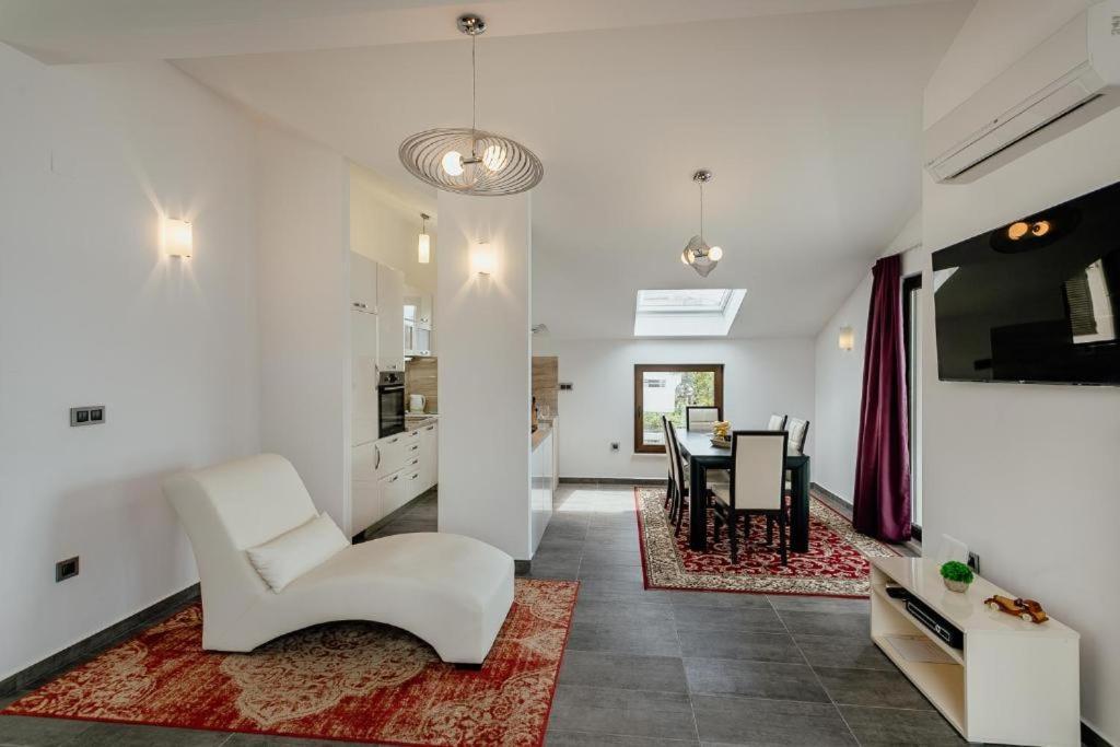 Apartments Joy Herceg Novi Exteriér fotografie