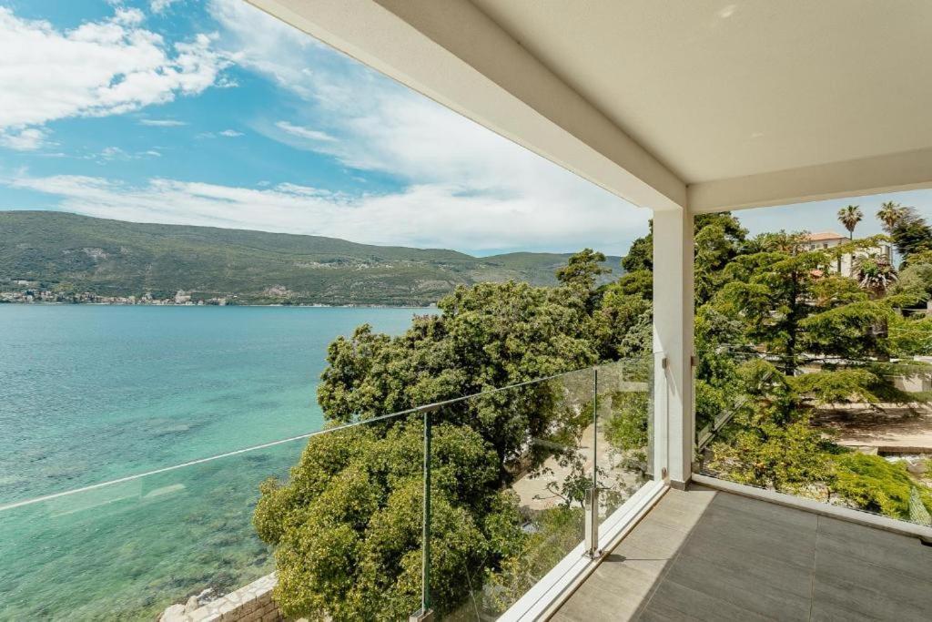 Apartments Joy Herceg Novi Exteriér fotografie