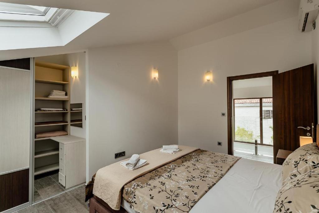 Apartments Joy Herceg Novi Exteriér fotografie