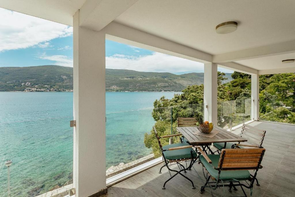 Apartments Joy Herceg Novi Exteriér fotografie