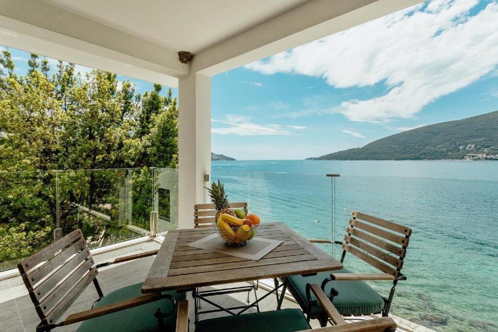Apartments Joy Herceg Novi Exteriér fotografie
