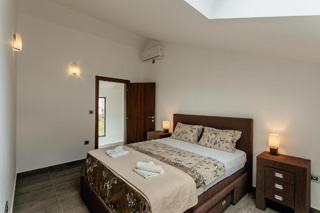 Apartments Joy Herceg Novi Exteriér fotografie