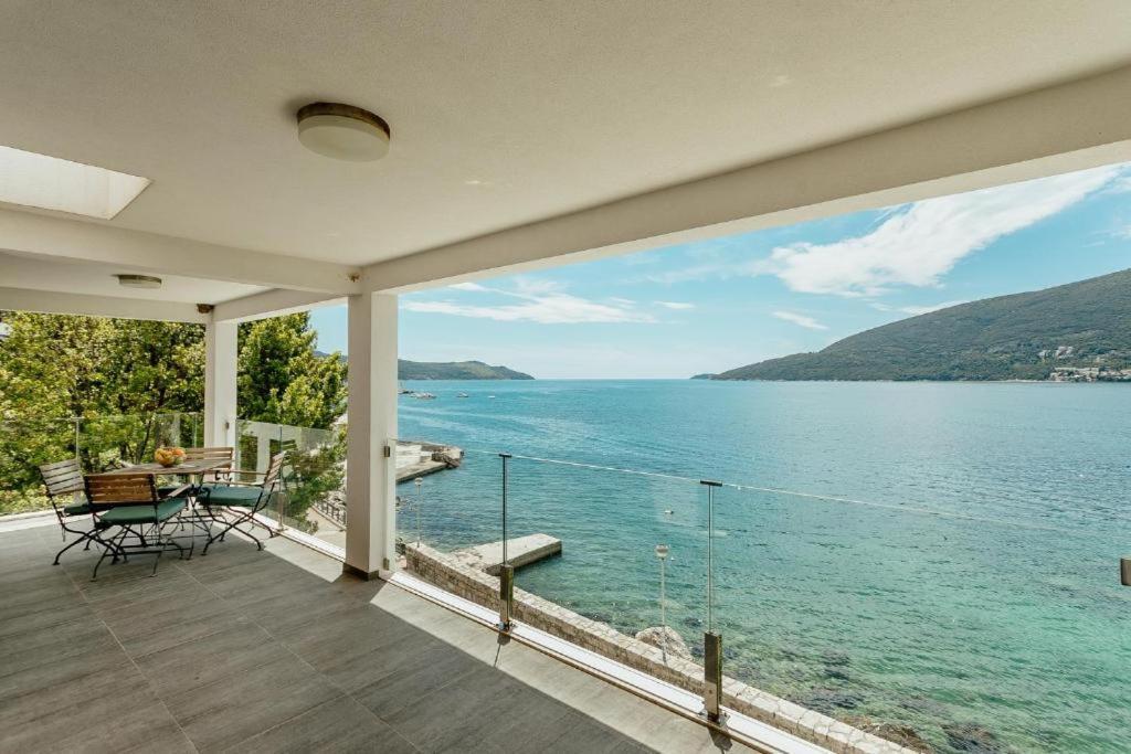 Apartments Joy Herceg Novi Exteriér fotografie