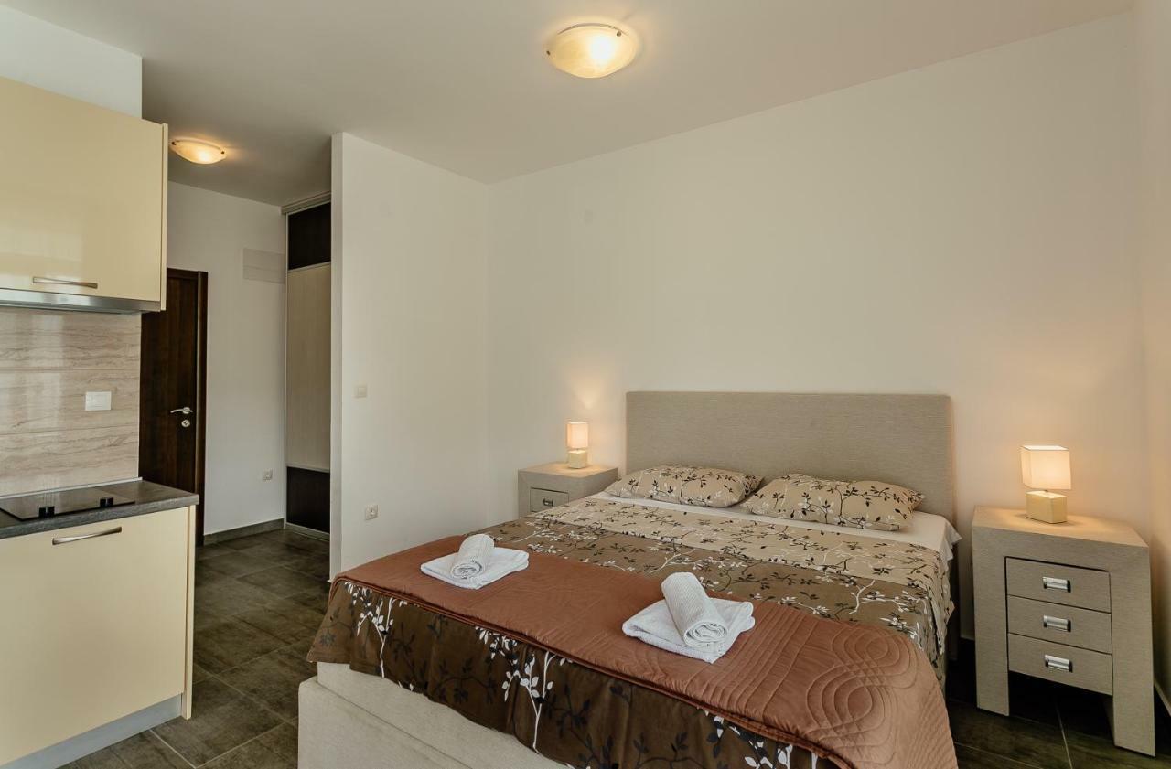 Apartments Joy Herceg Novi Exteriér fotografie