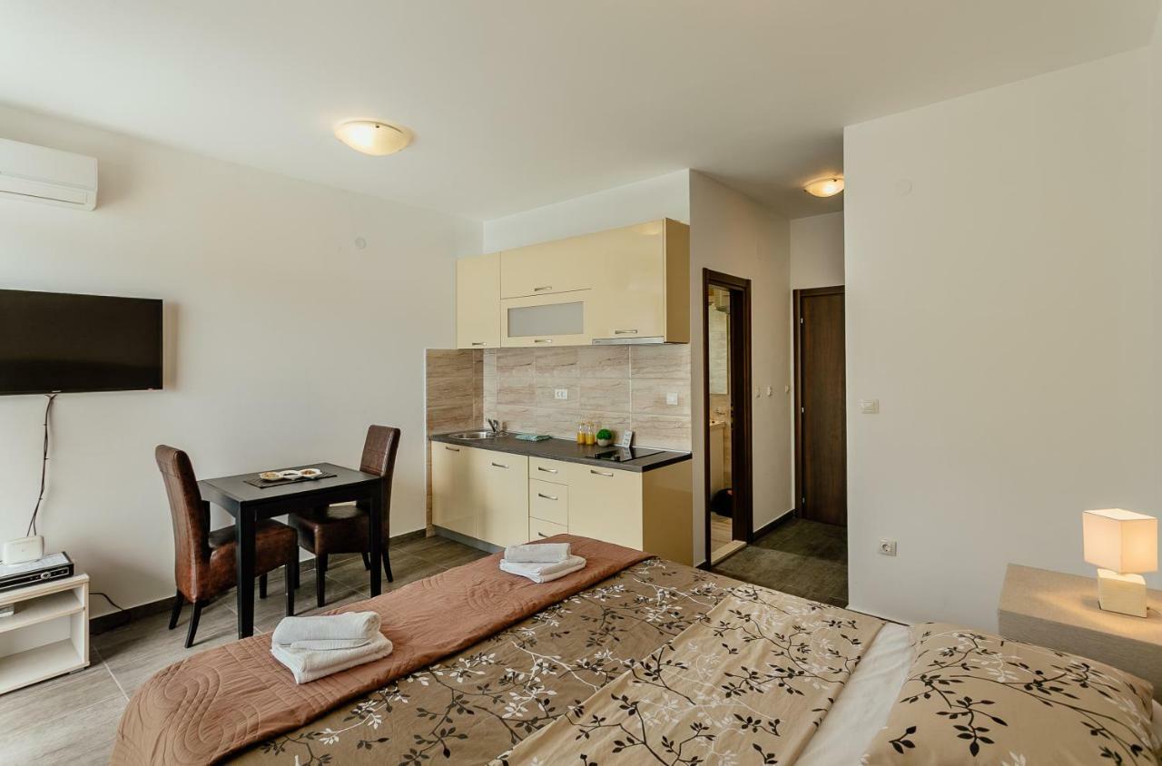 Apartments Joy Herceg Novi Exteriér fotografie