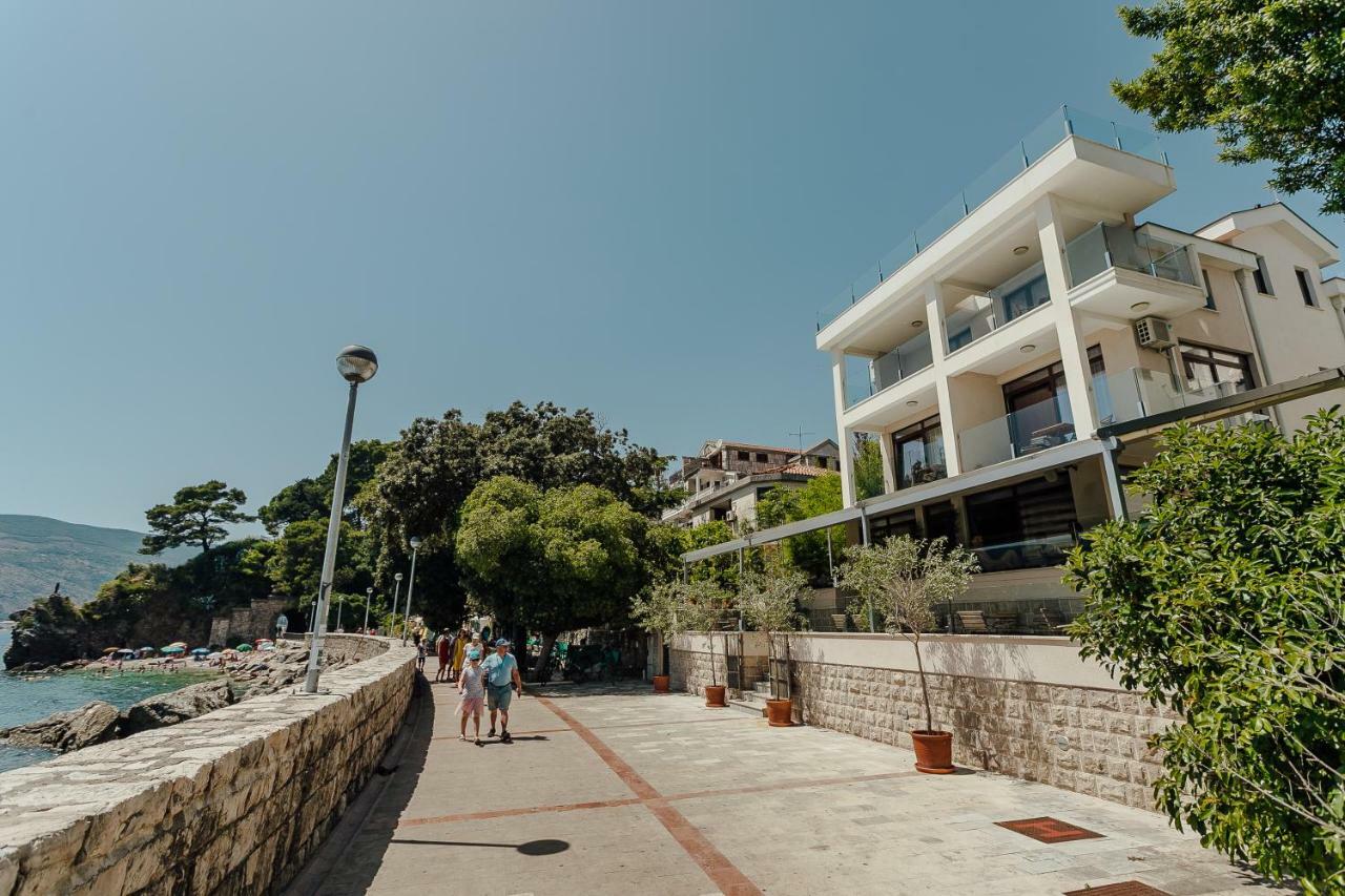 Apartments Joy Herceg Novi Exteriér fotografie